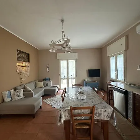 Sea Sunsets - - Falerna Lido - Lido Apartment Gizzeria