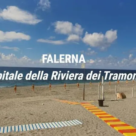 Sea Sunsets - - Falerna Lido - Lido Appartement