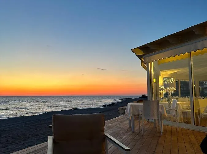 Sea Sunsets - - Falerna Lido - Lido * Gizzeria